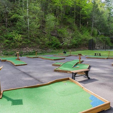 Horseshoe Hideaway Sevierville Bagian luar foto